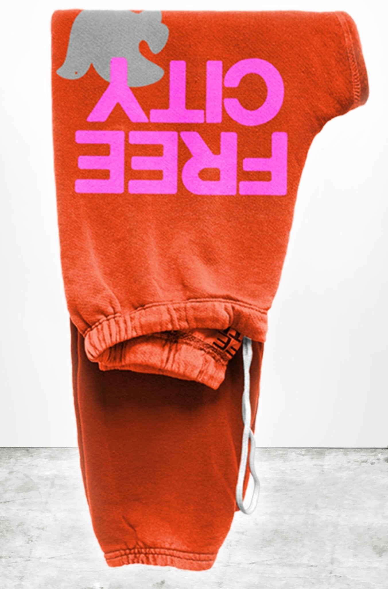 FREECITY LARGE SWEATPANT IN ORANGE