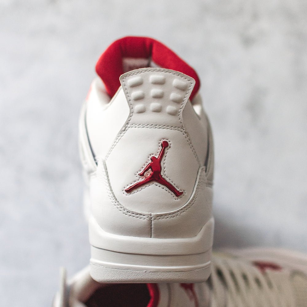 Jordan 4 Retro Metallic Red