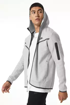 NIKE SPORTSWEAR TECH FLEECE