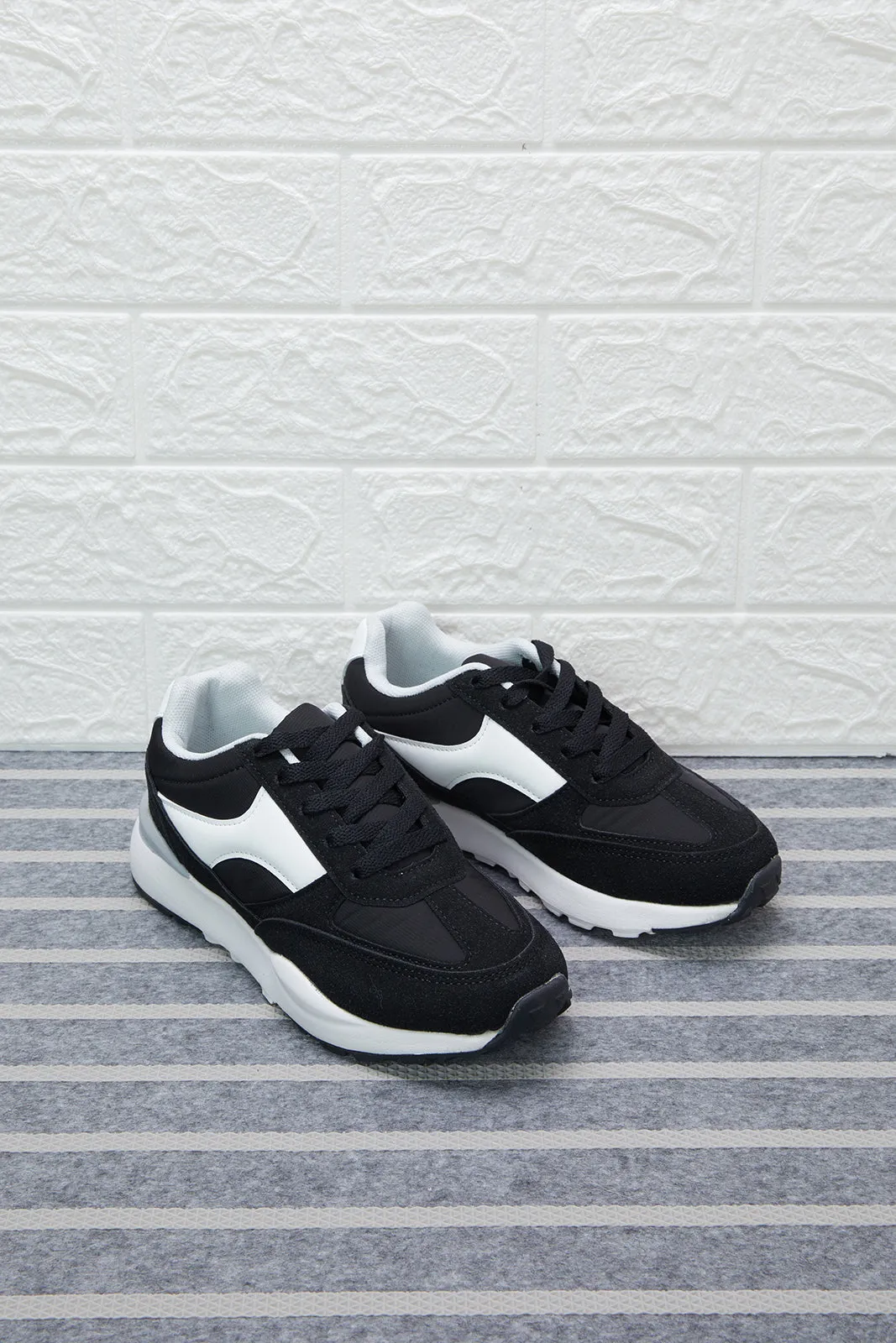 Senior Boys Black Material Block Sneakers