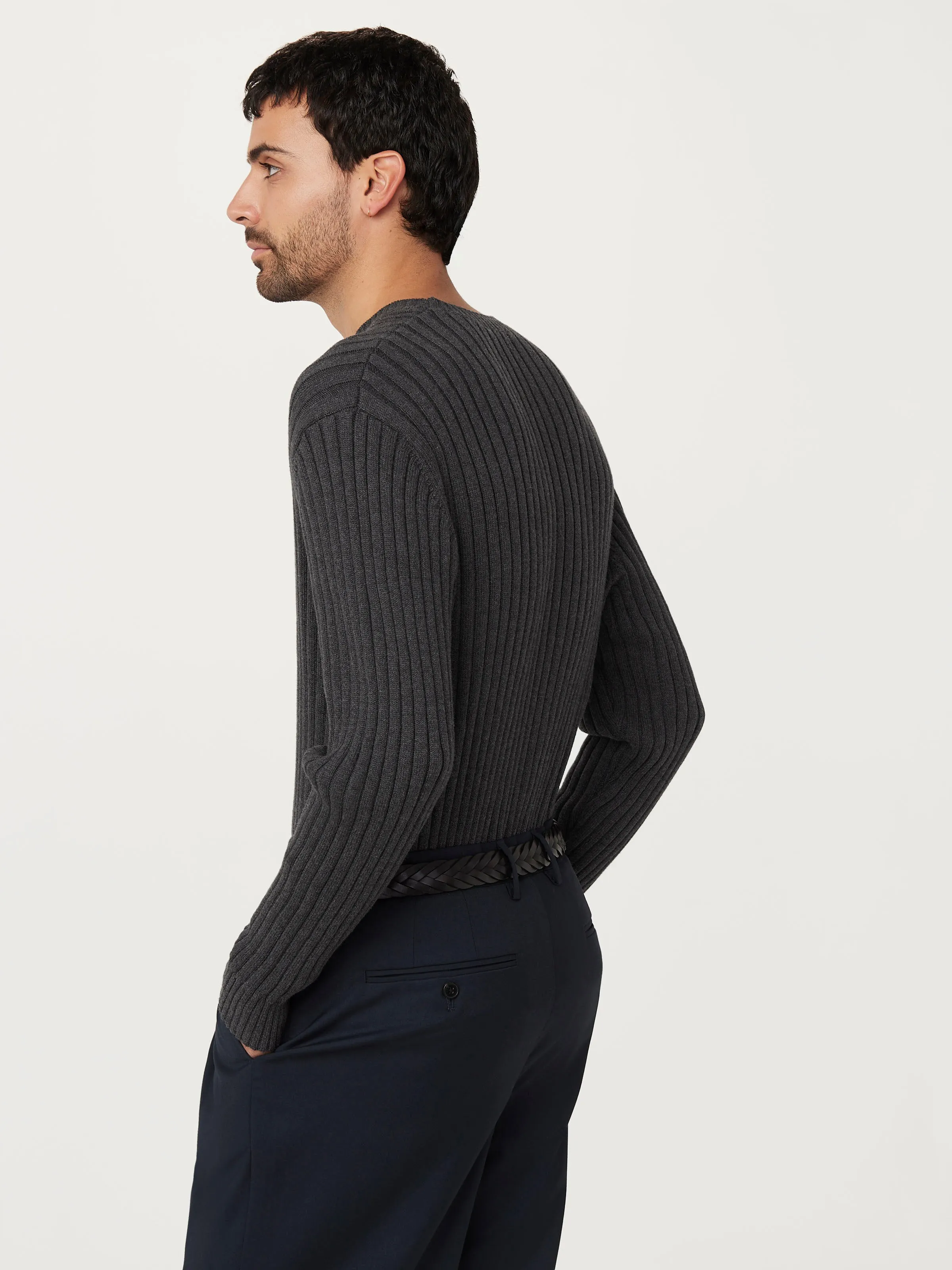 The Relaxed Ribbed Sweater  in Grey Black