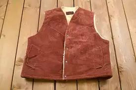 Vintage 1960s Fleetwood Sportswear Sherpa Lined Corduroy Vest / Vintage Vest / Streetwear / Vintage Fall Outerwear / Fall Vest /