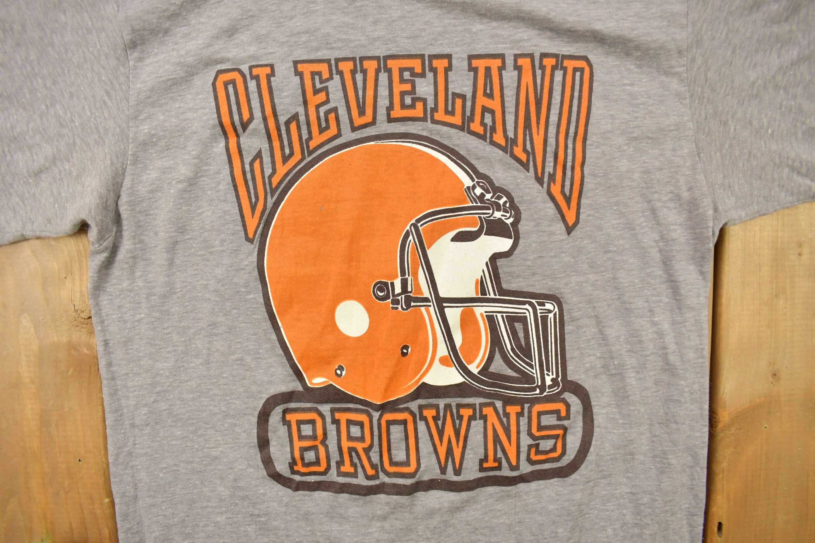 Vintage 1970s Cleveland Browns NFL Logo 7 Graphic T-Shirt / Made In USA / Single Stitch / NFL / Sportswear / 1970s Football T Sh