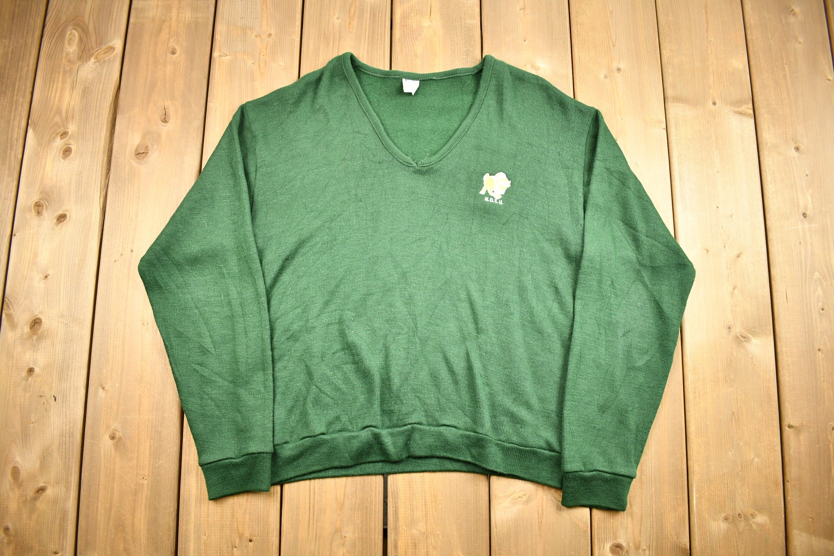 Vintage 1970s North Dakota State University Collegiate Sweater / Embroidered / Vintage Champion / Sportswear / True Vintage / Ma