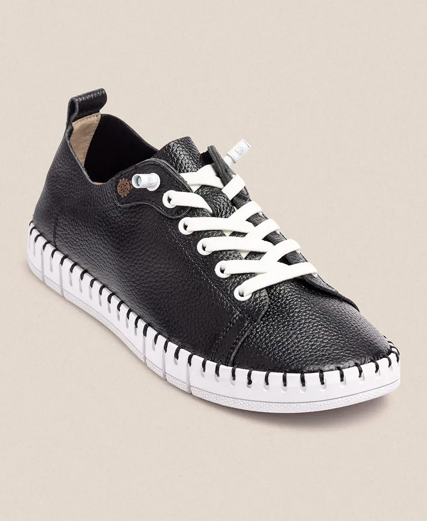 Yokono Flow Lace-Up Flat Sneakers